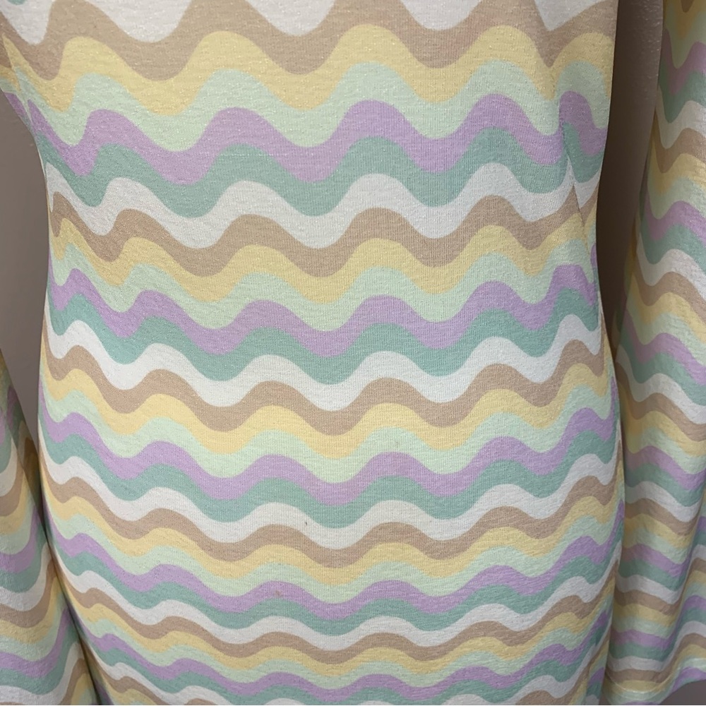 Ghospell London Rare Long Sleeve Bodycon Printed Maxi Dress - Picture 12 of 15